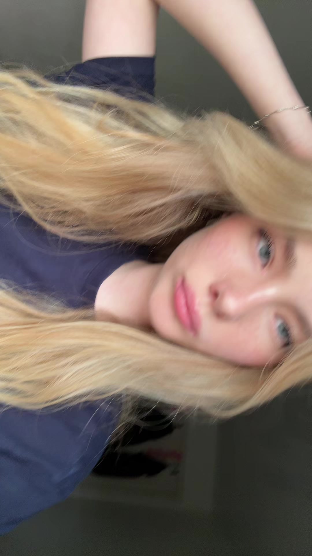 @🦇