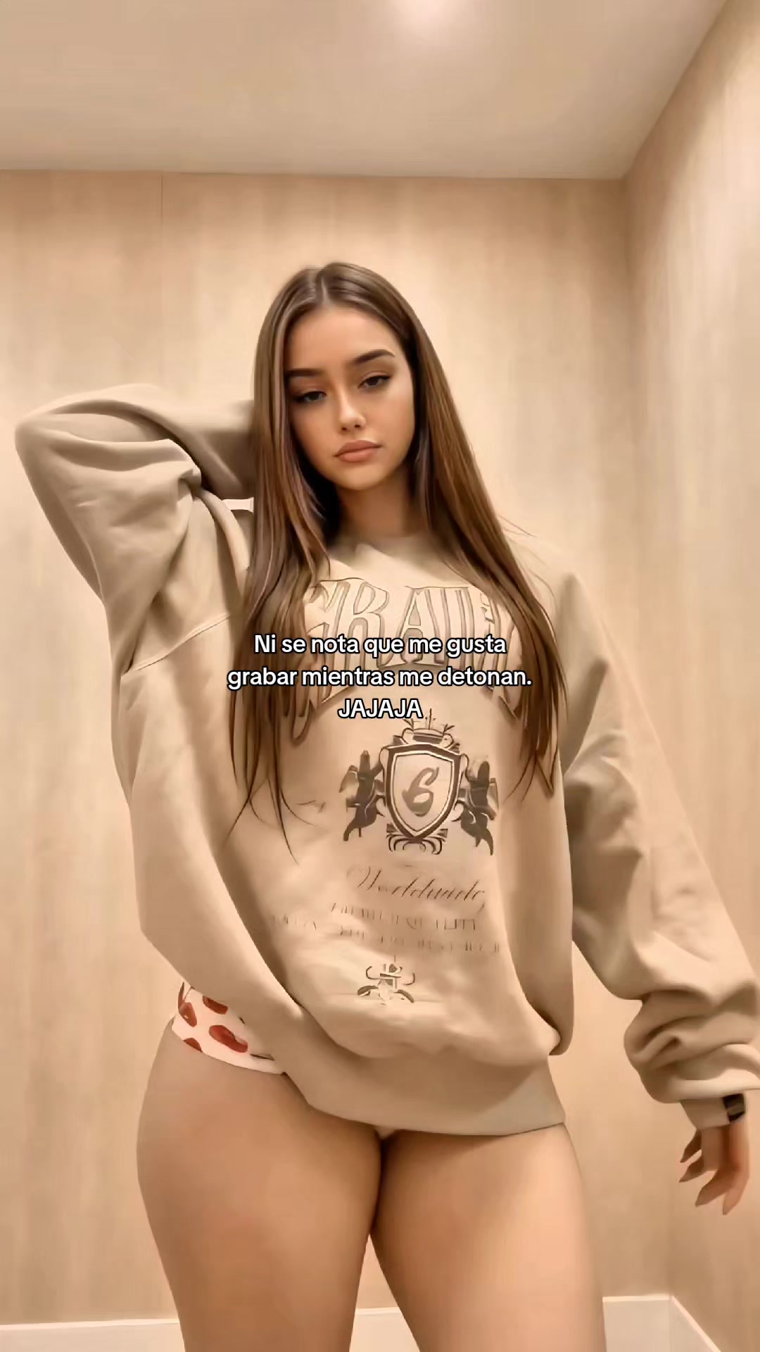 @Queen 👑