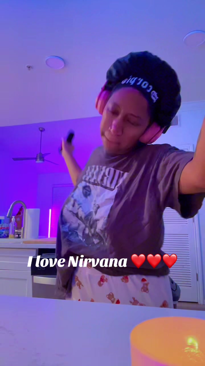 @lovelymika99