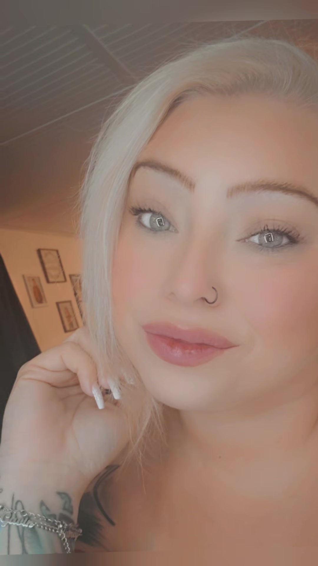 @Jessika