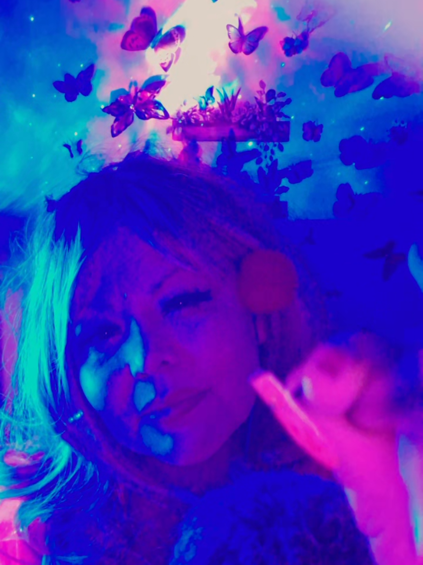 @•°•Listen Linda•ASMR°•♡.☆