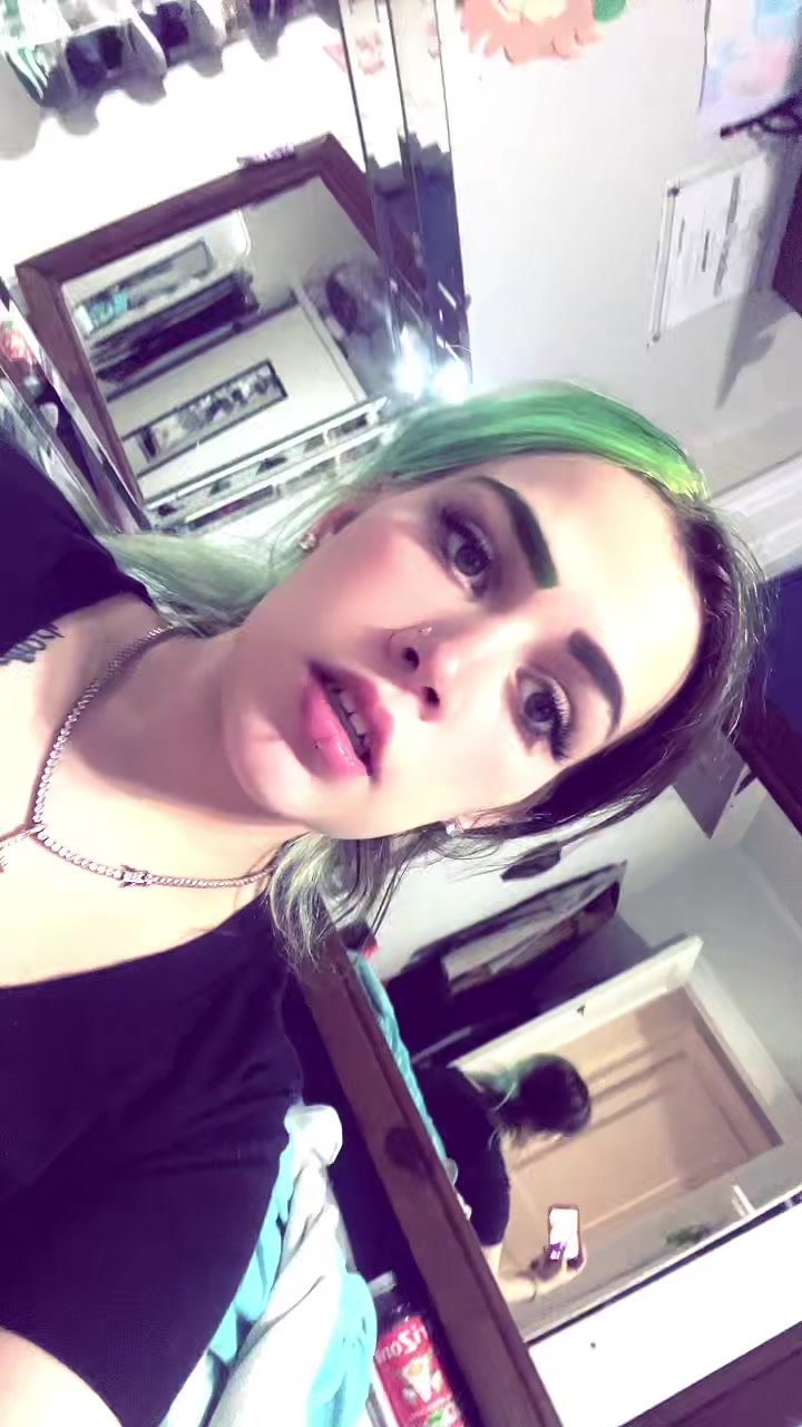@victoriahyde_23