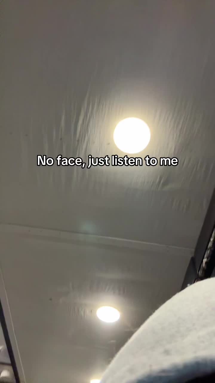 @2ooX