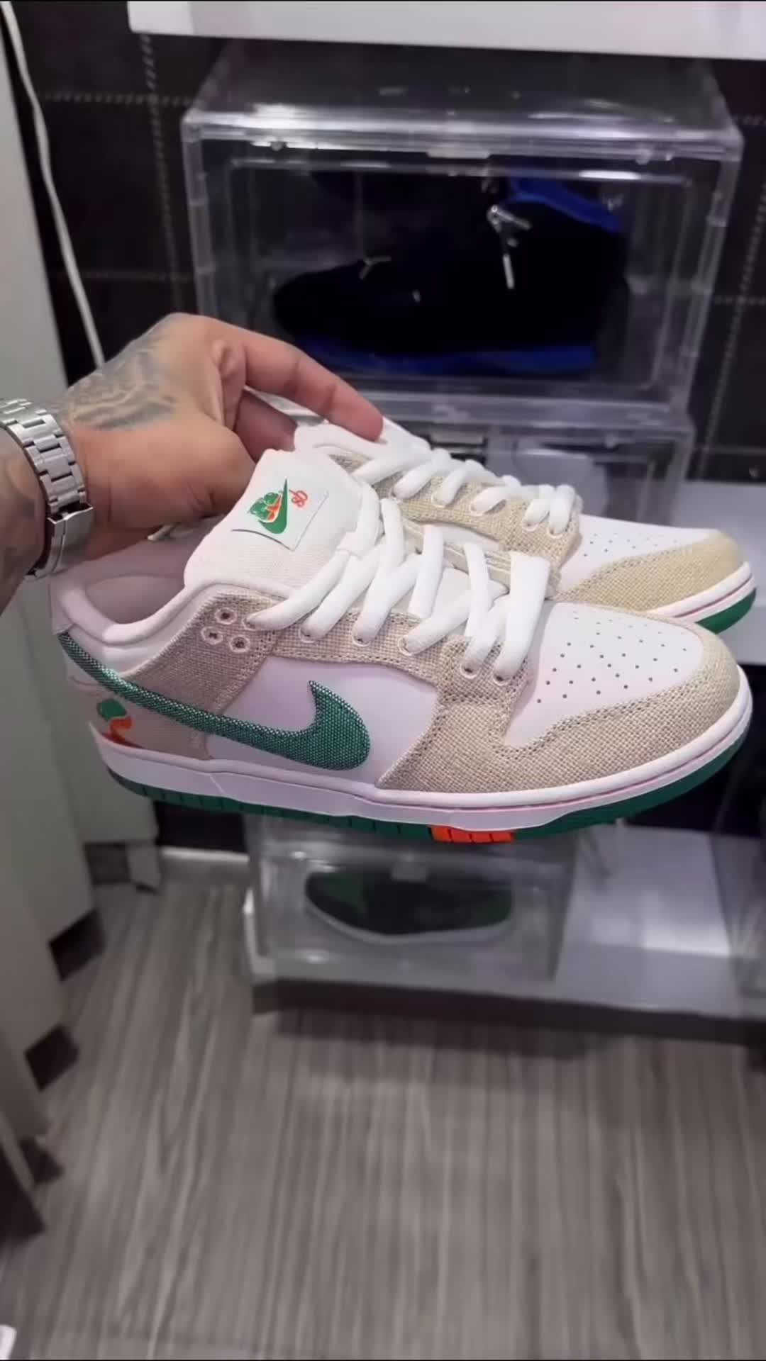 @sneakerhead2cpt