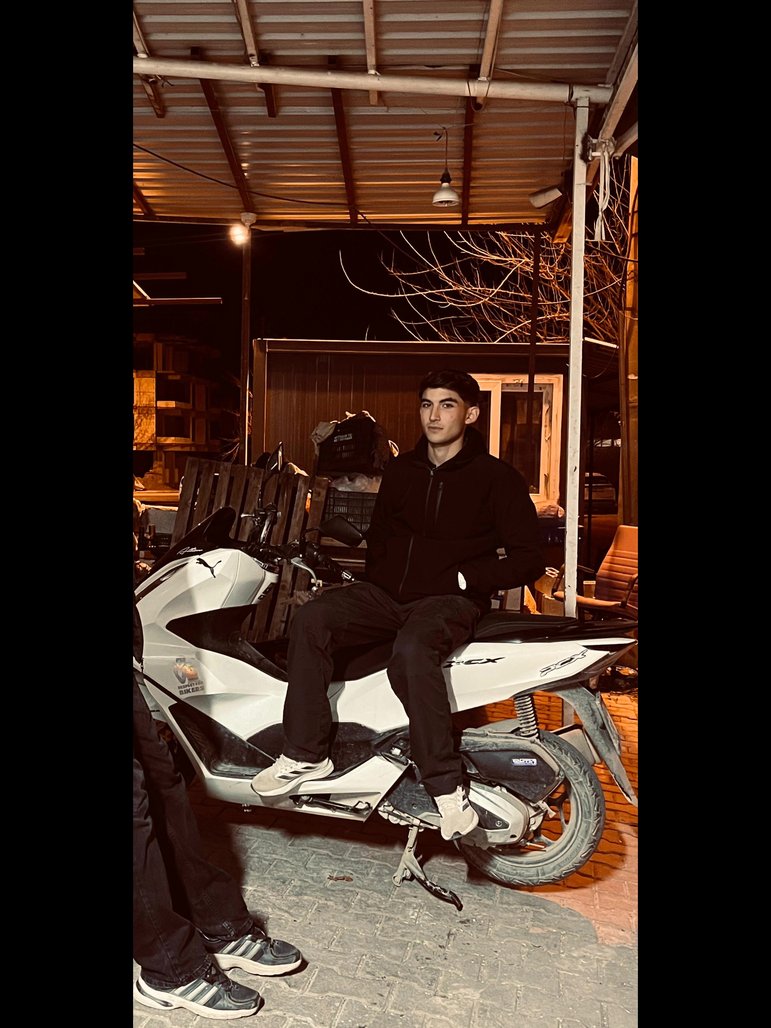 @𝙐𝙗𝙚𝙮𝙙🕊