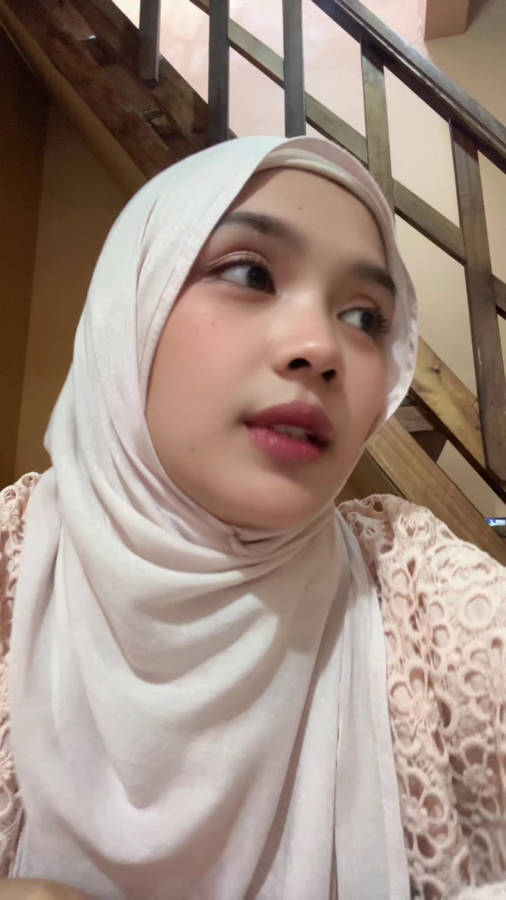 @Febby🌼