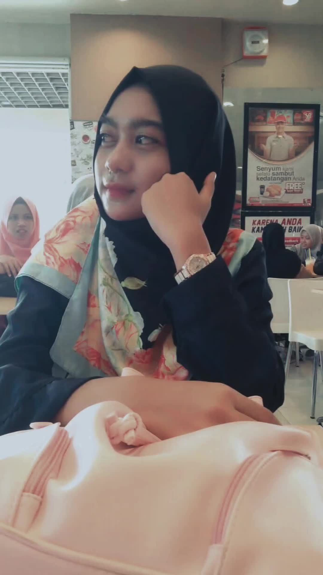 @Maya