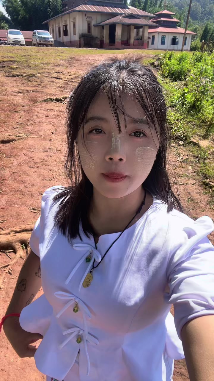 @ð¢Khaing linn kyið§žð€
