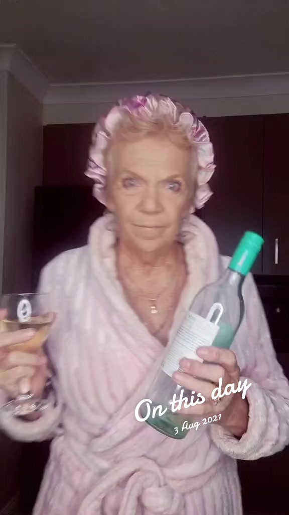 @grooveynannygranny