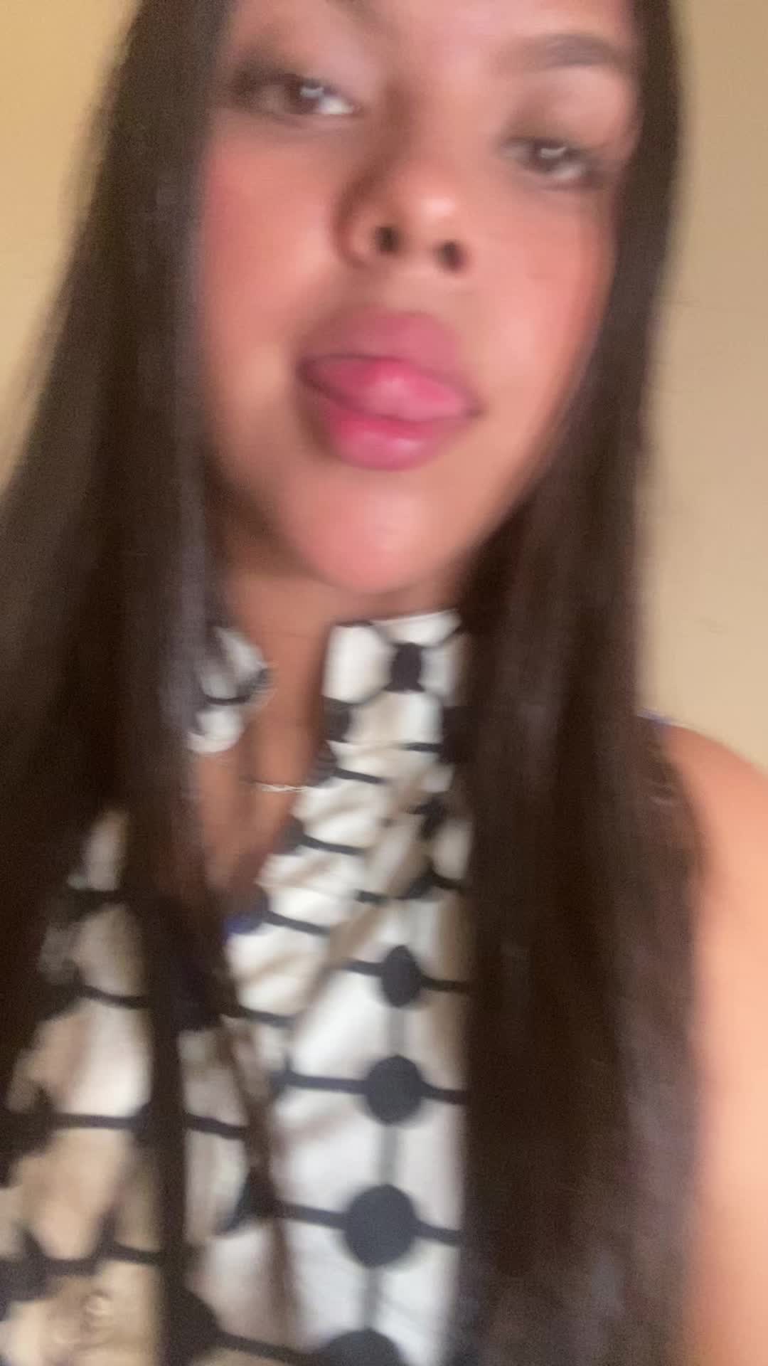 @tu morenita 