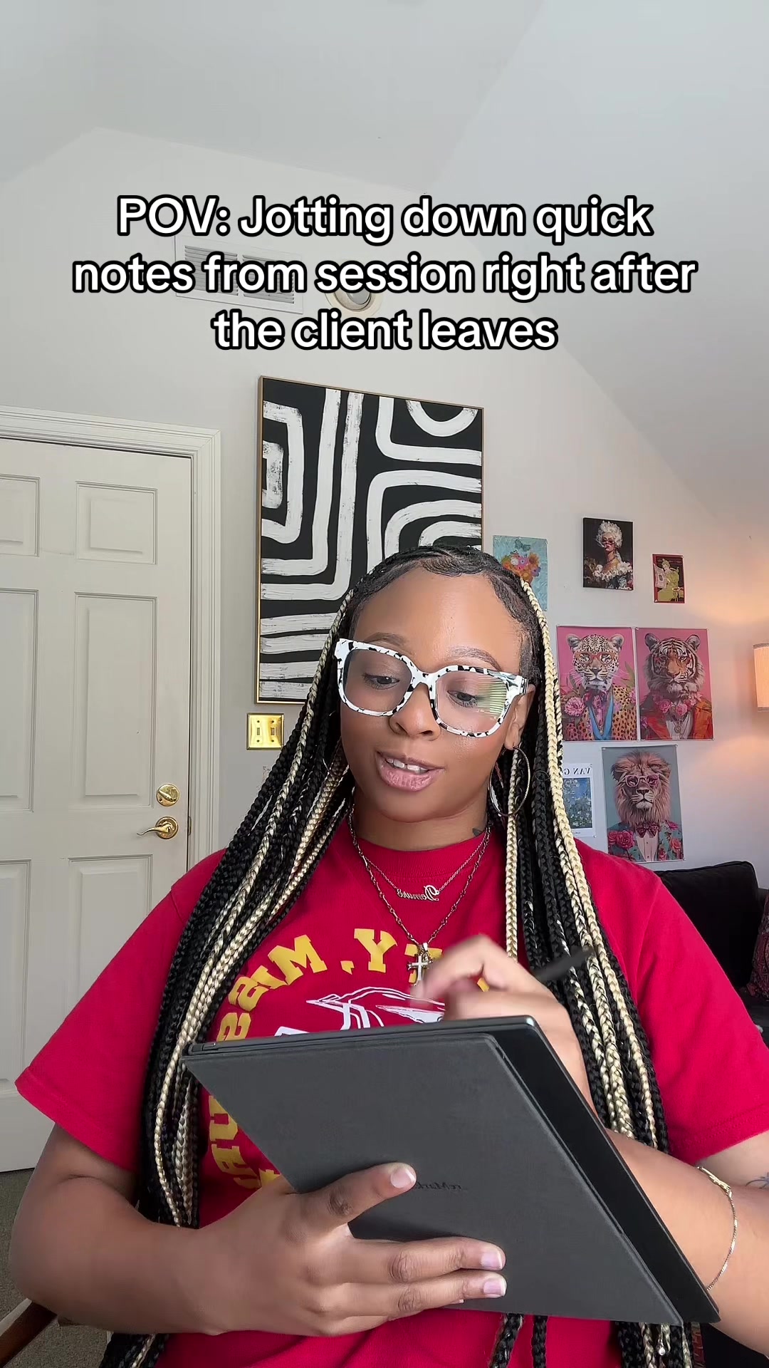 @Ash | Homegirl Therapist 🌈🤍