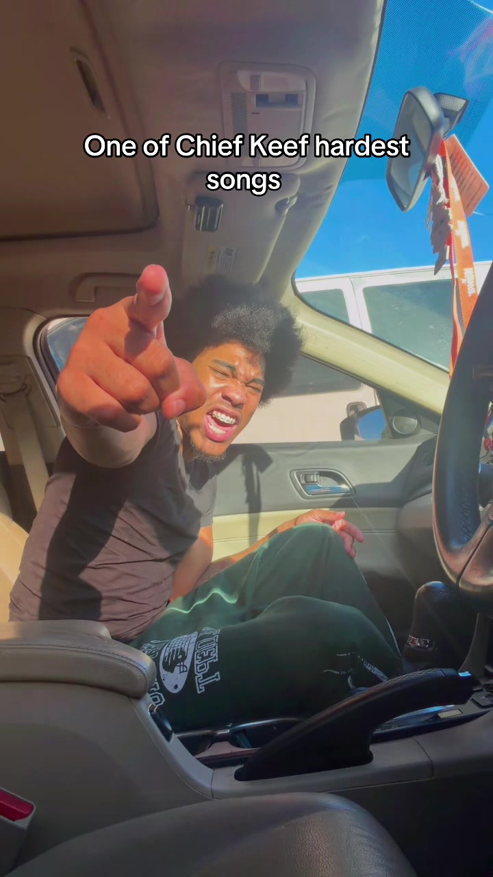 @Coureyrawhh