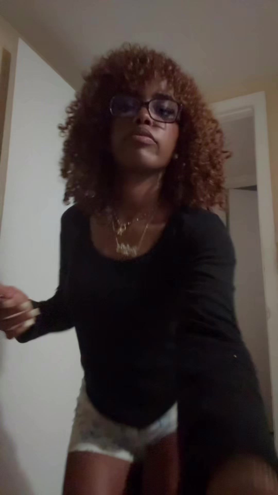 @🧚🏾&zwj;♀️