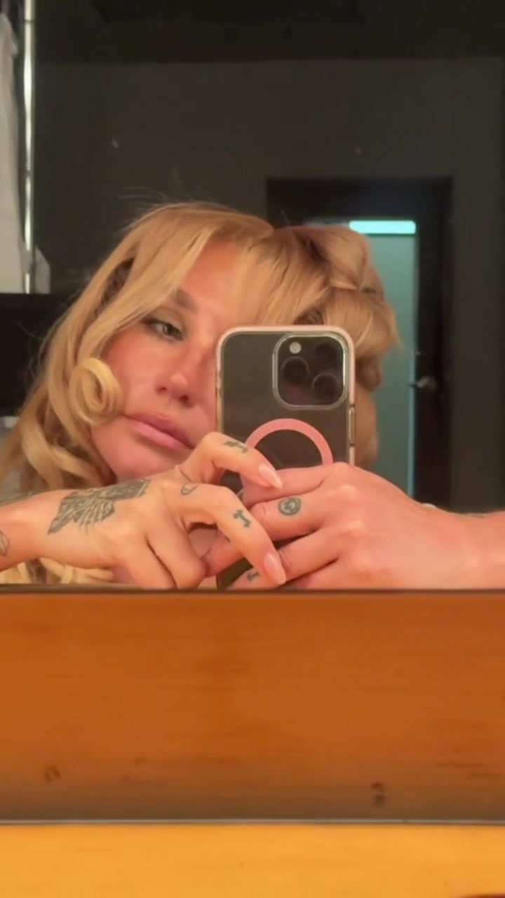 @Kesha