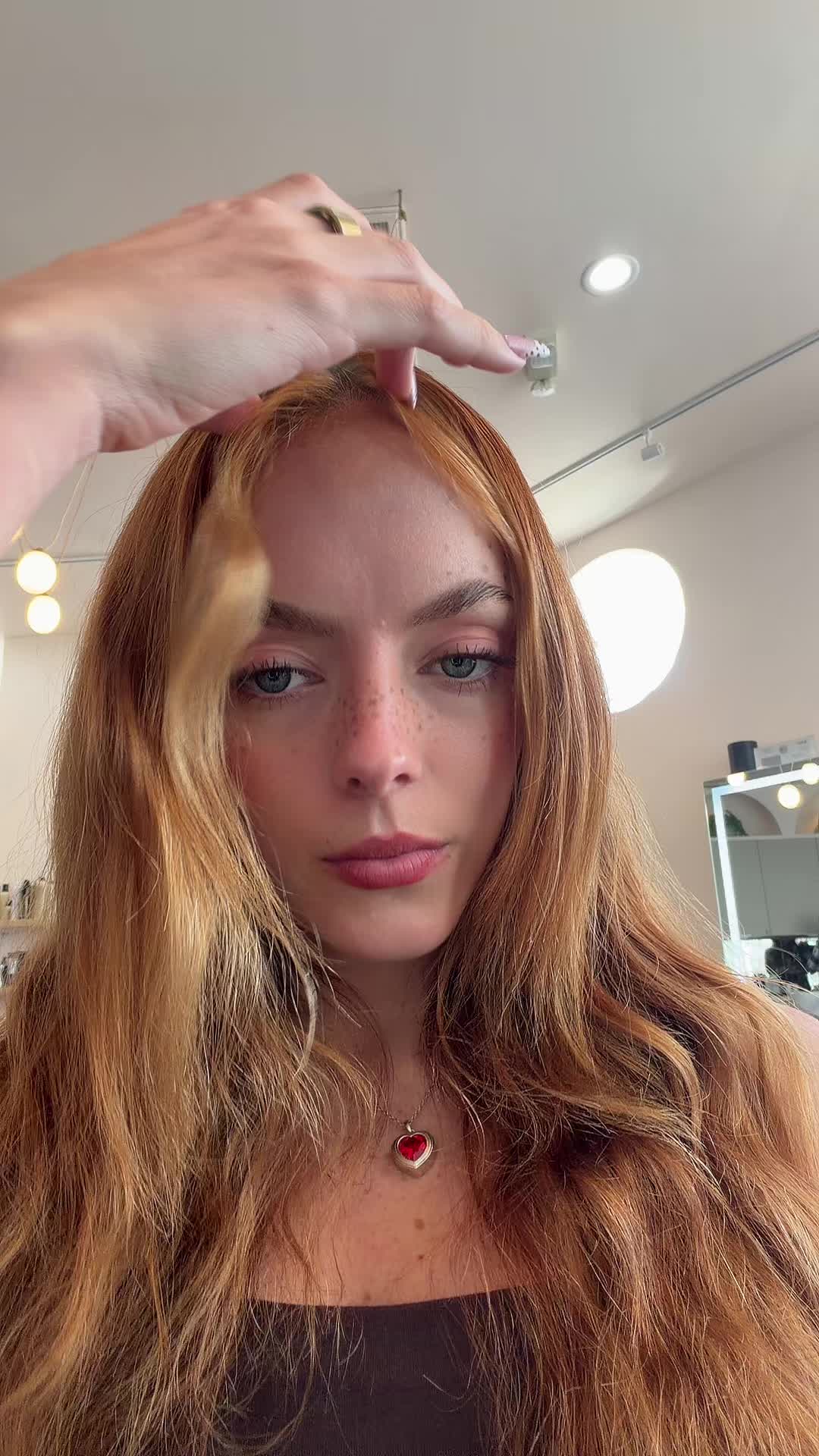 @Five head🤚🏻