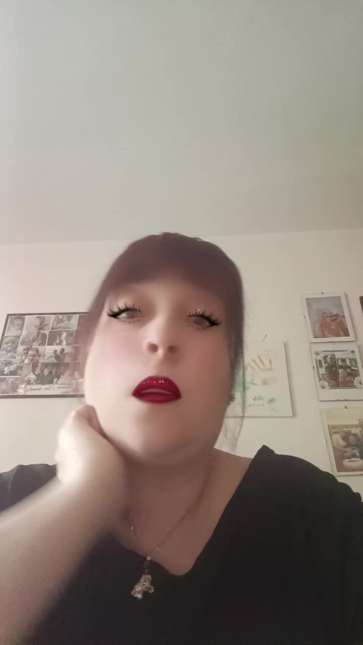@✨𝓒𝓮𝓷𝓮𝓻𝓮 𝓭𝓲 𝓛𝓾𝓬𝓮 ✨
