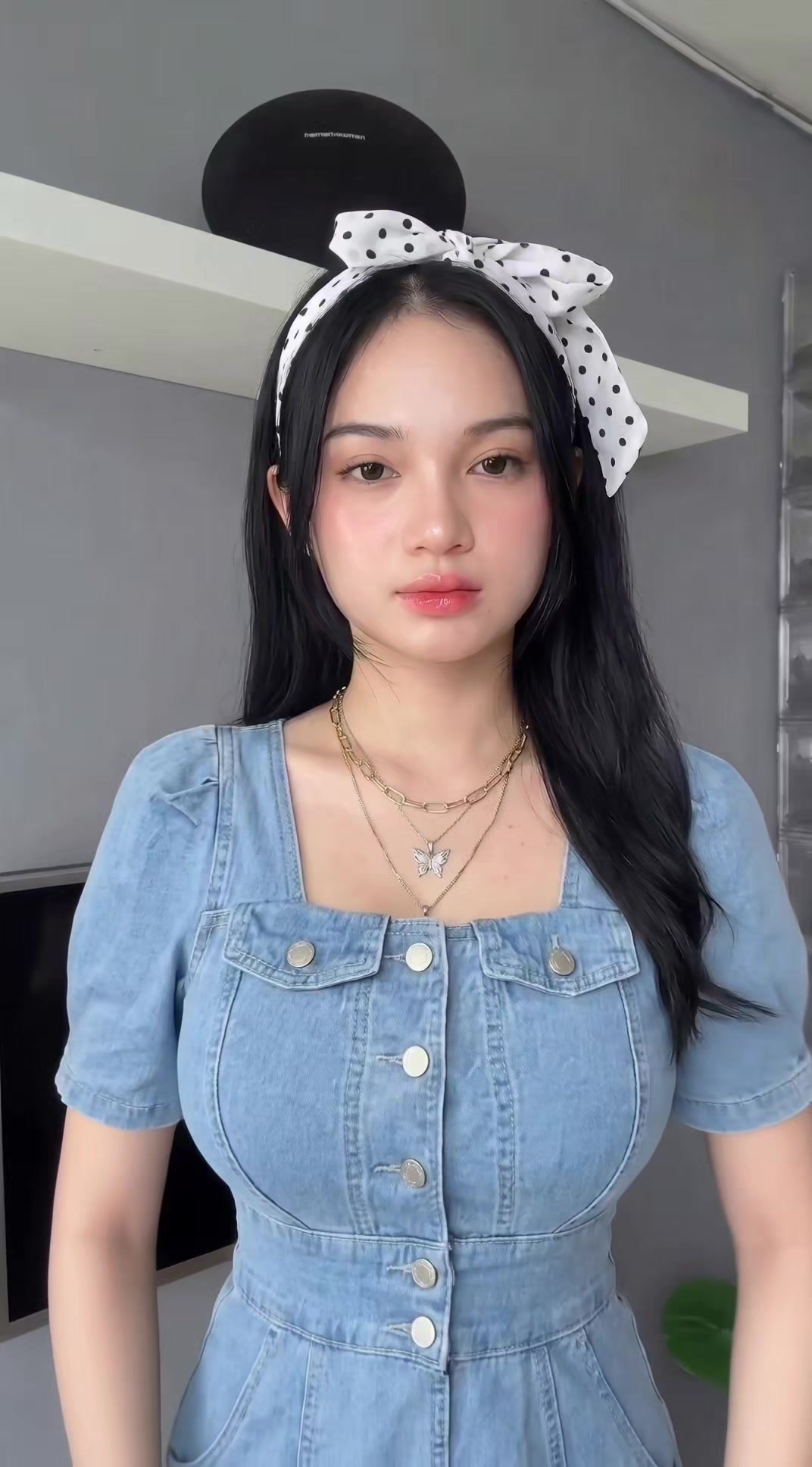 @flora0ne