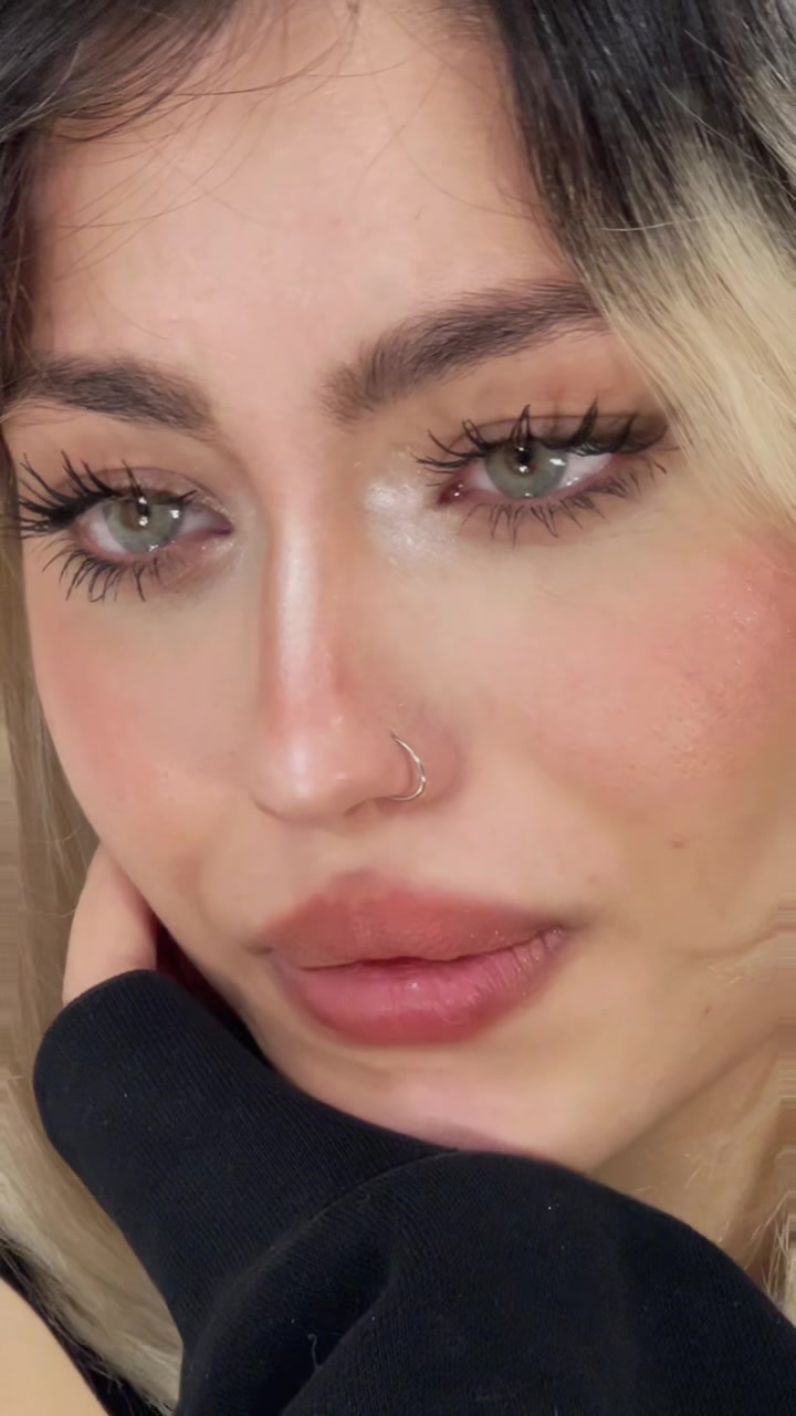 @rozhstorm