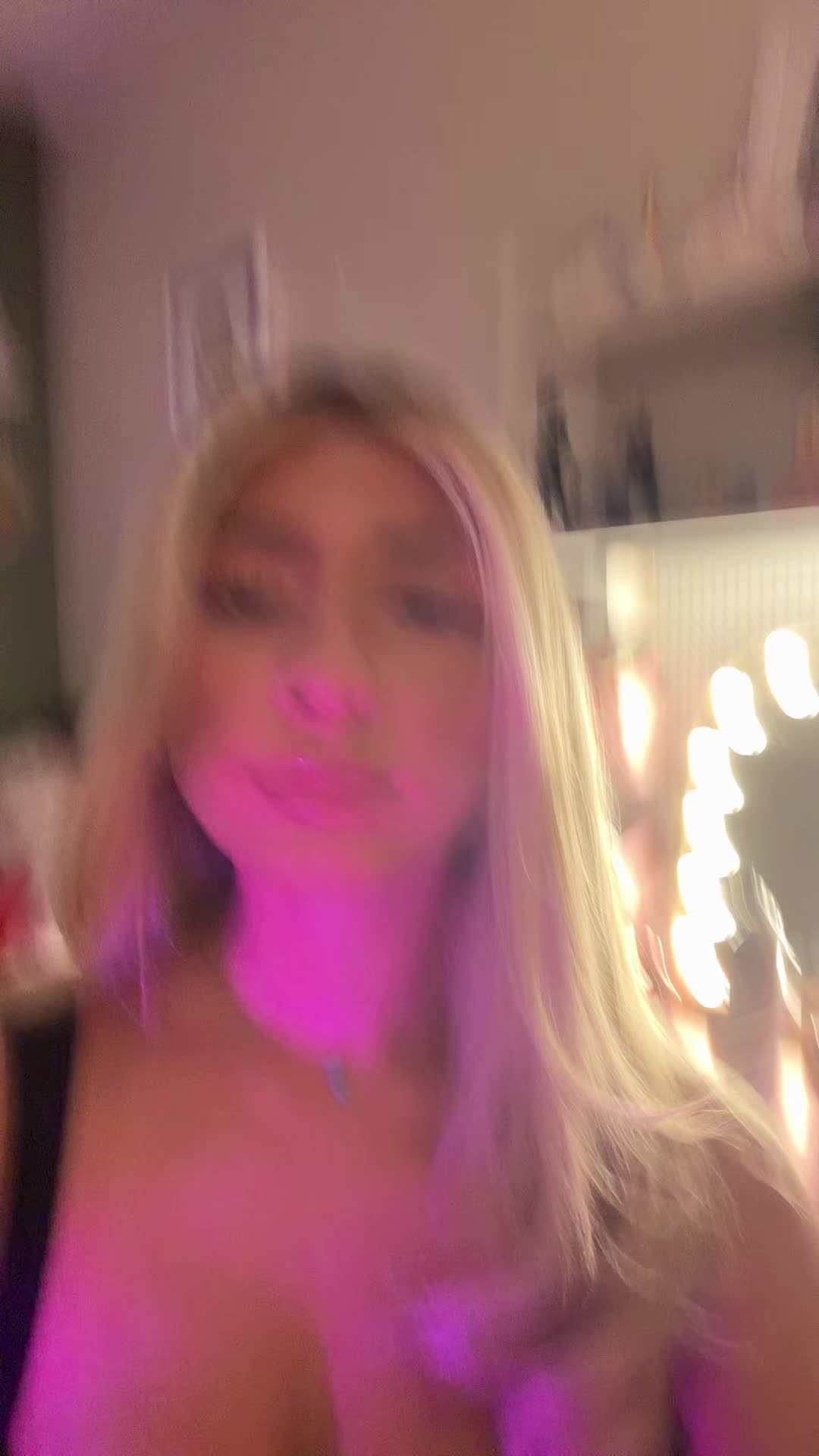 @M🧁C