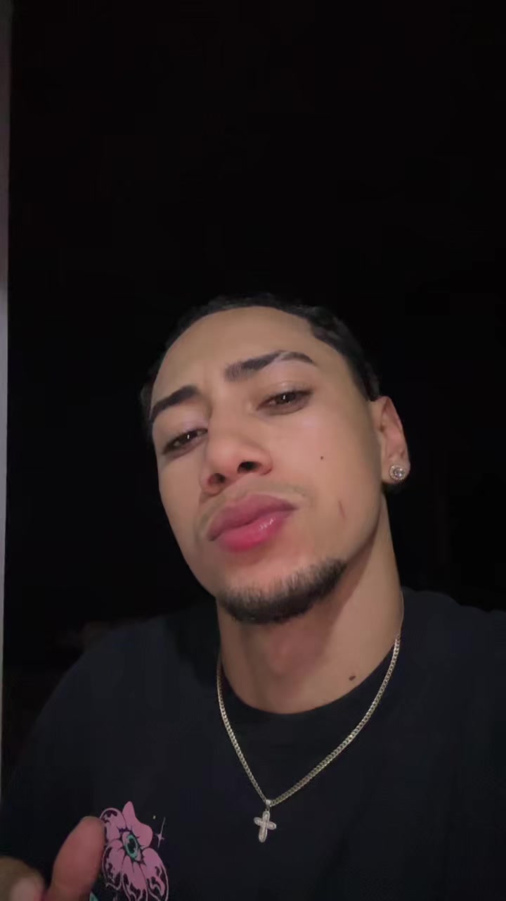 @Angelito🇭🇳🤴🏽