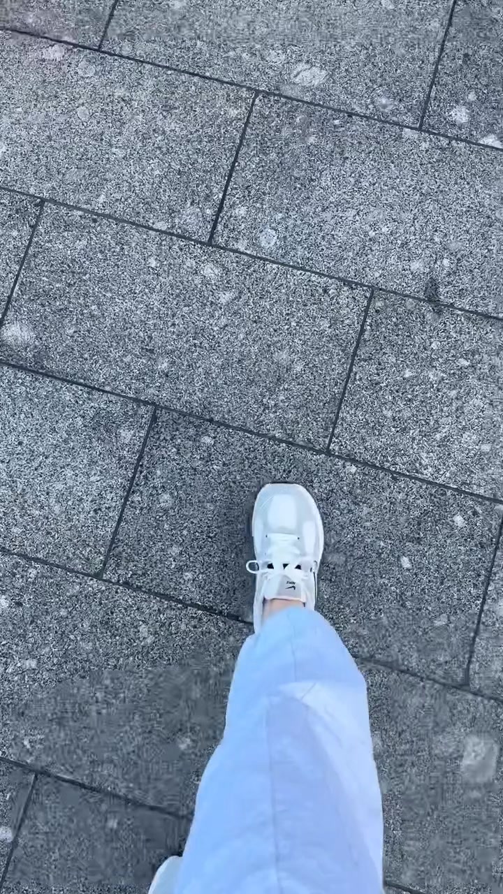 @᠌