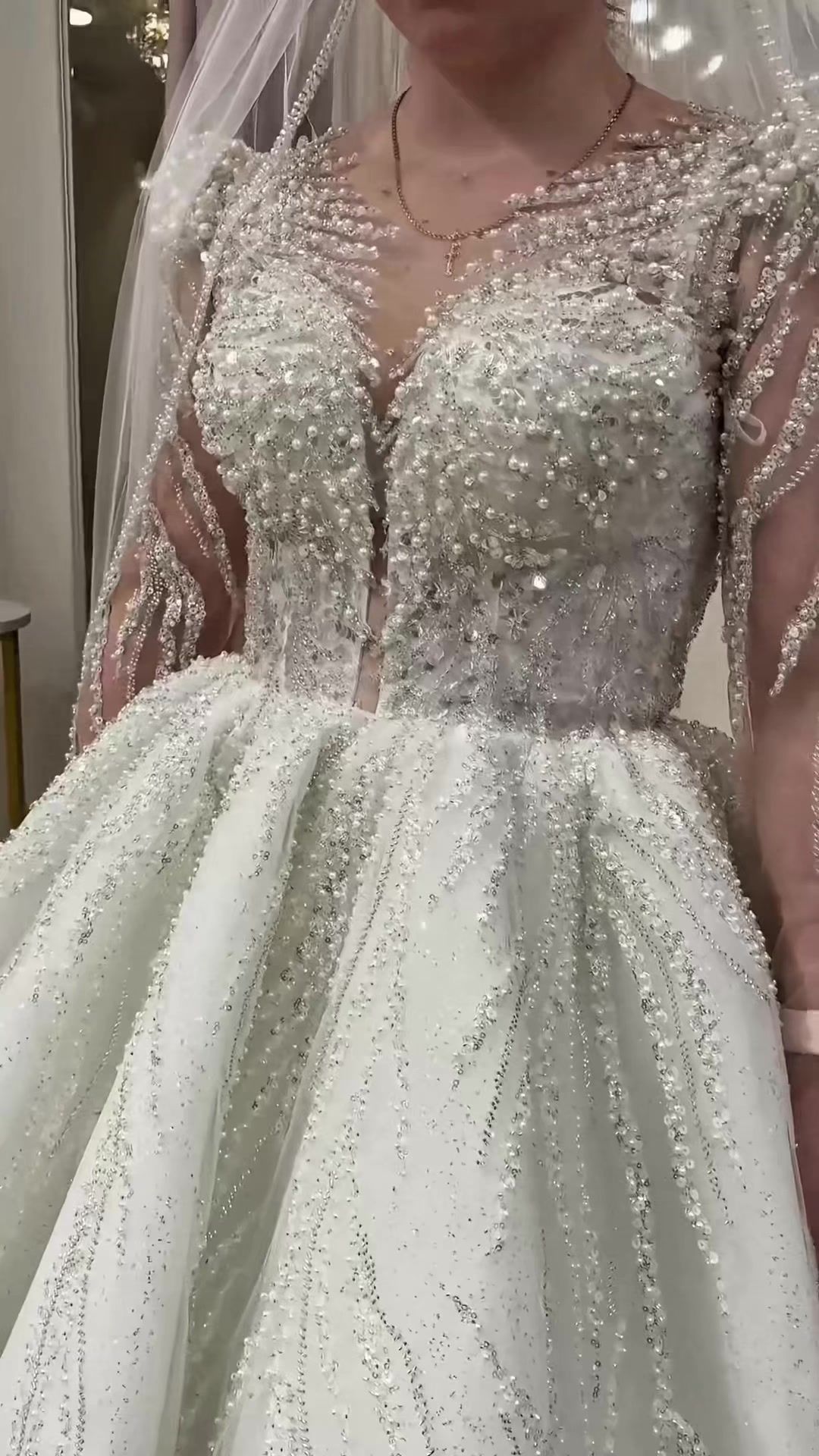 @vio.wedding.dresses