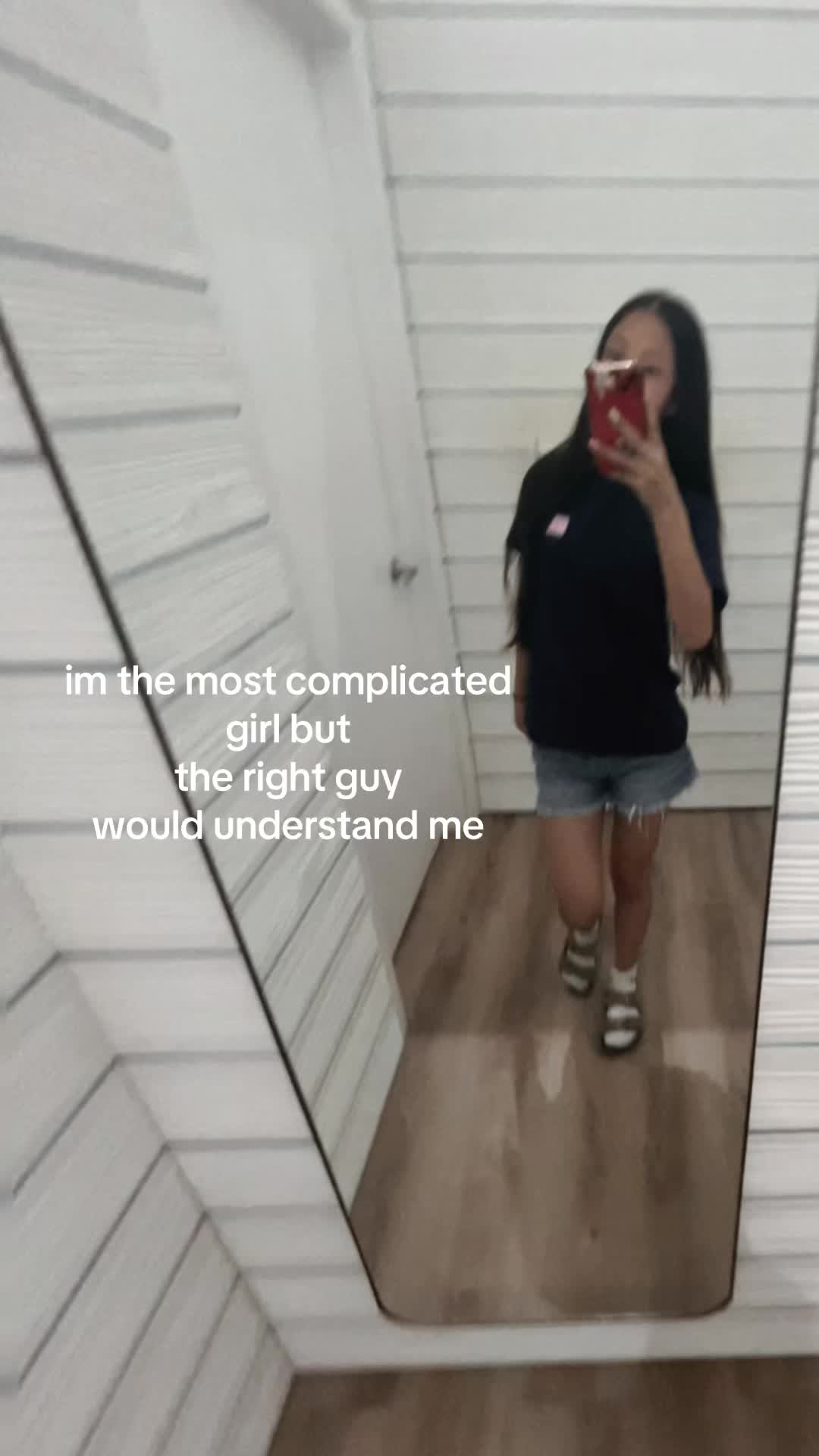 @😼