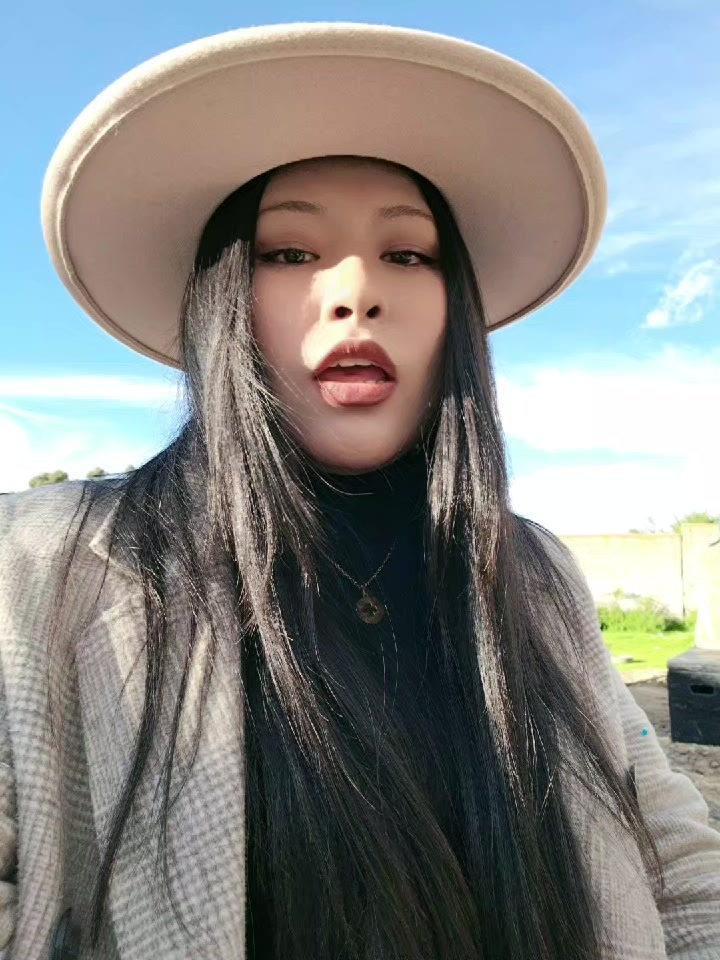 @juli 🪼