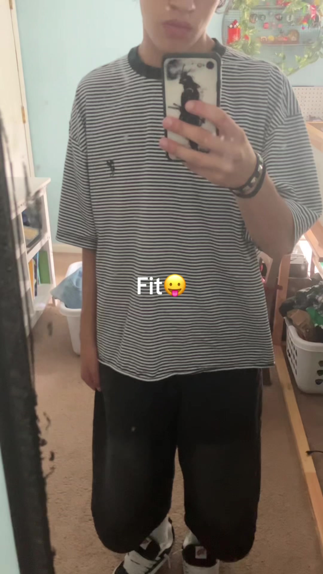 @𝙹𝐚𝚖𝐞𝚜😛