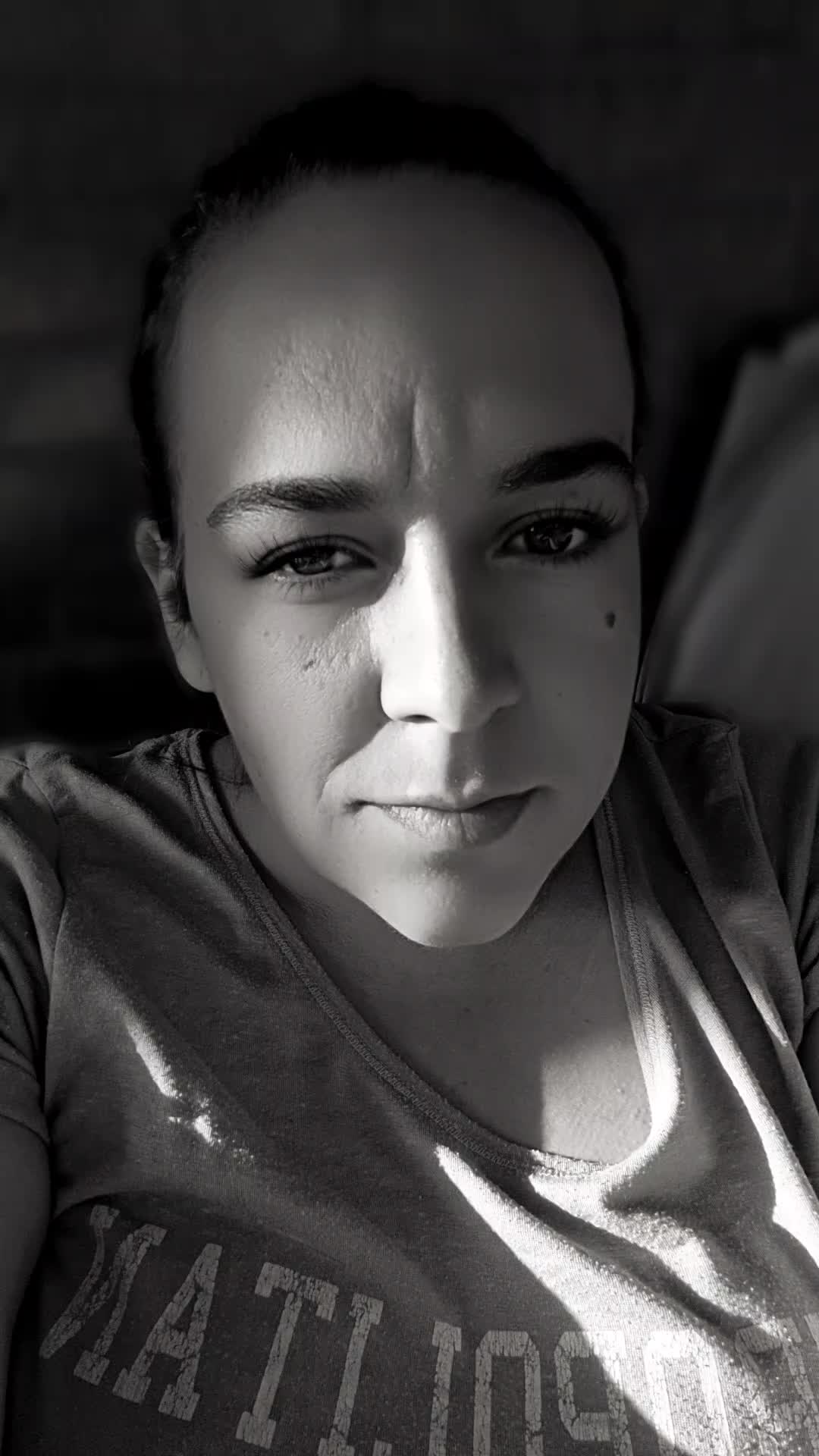 @༺𝓢𝓪𝓻𝓪𝓱༻