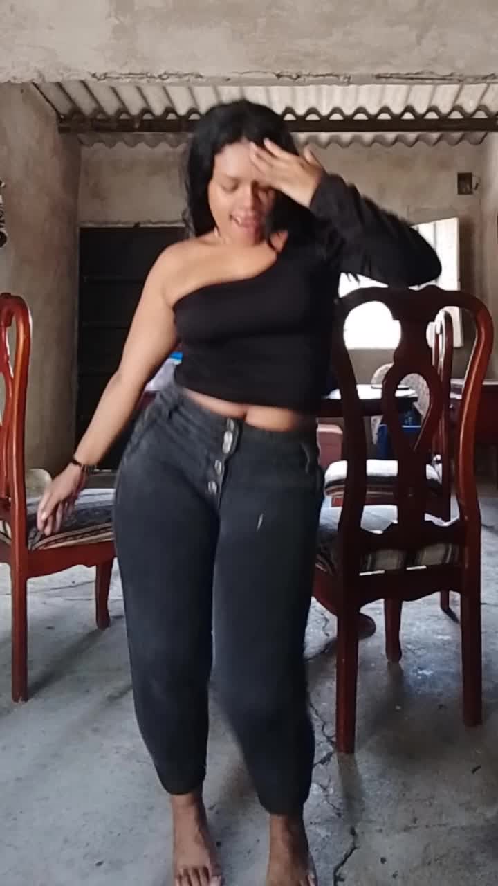 @Daniela Gonzalez Daniela Gonza