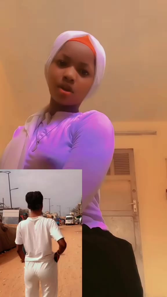 @ayoungom44