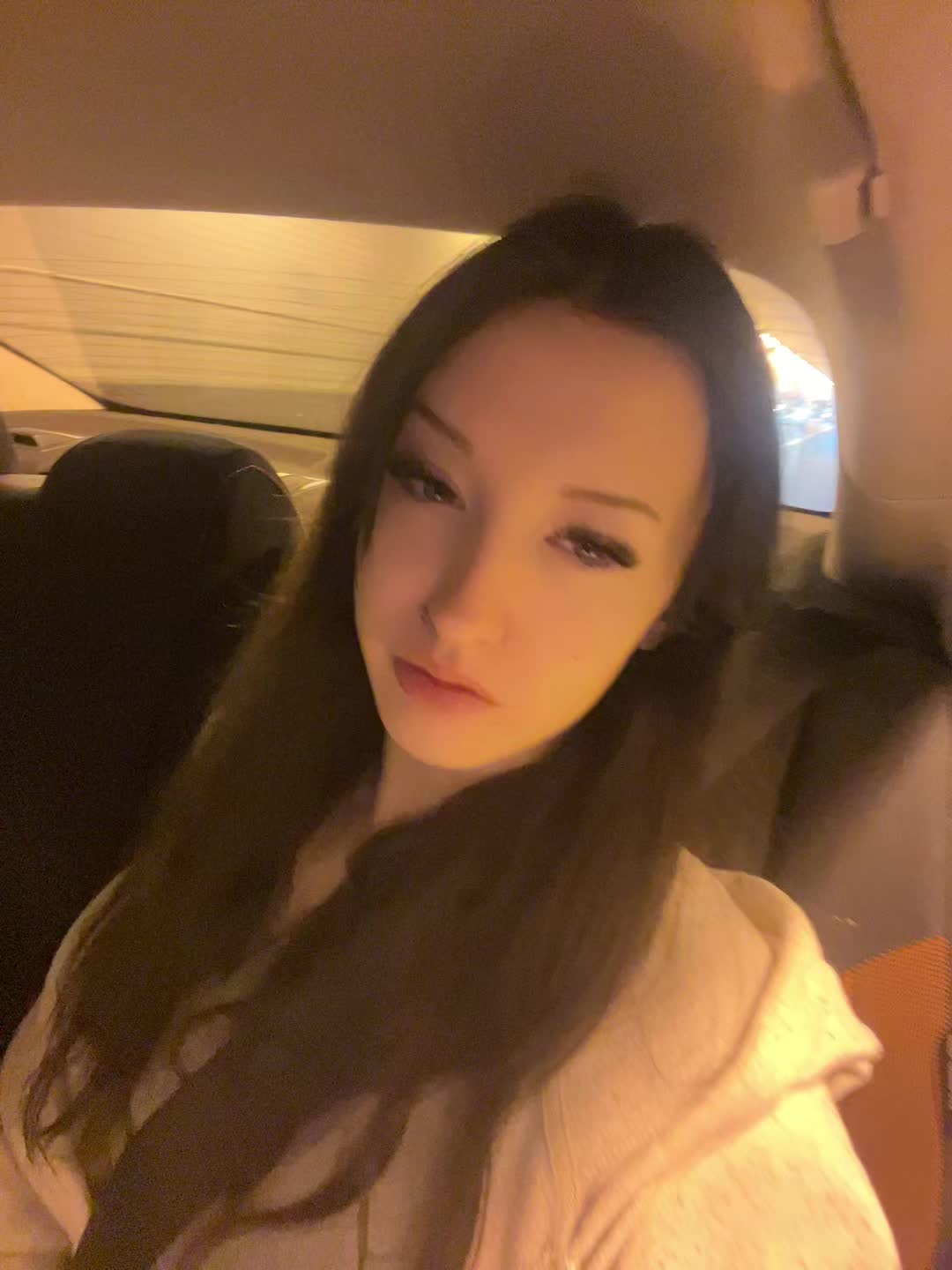 @lo🙂↕️