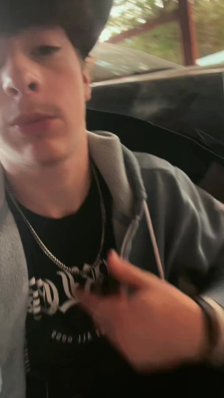 @🕷️