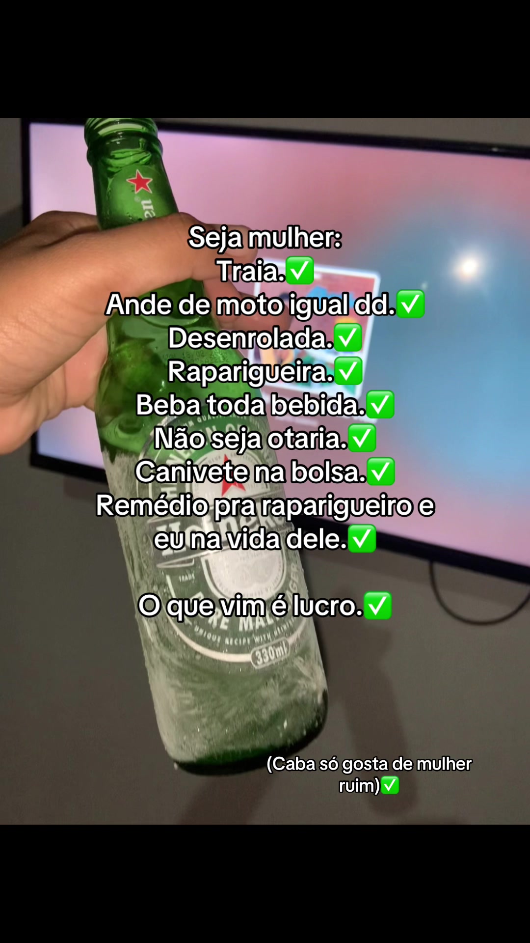 @ayanne_mariaa