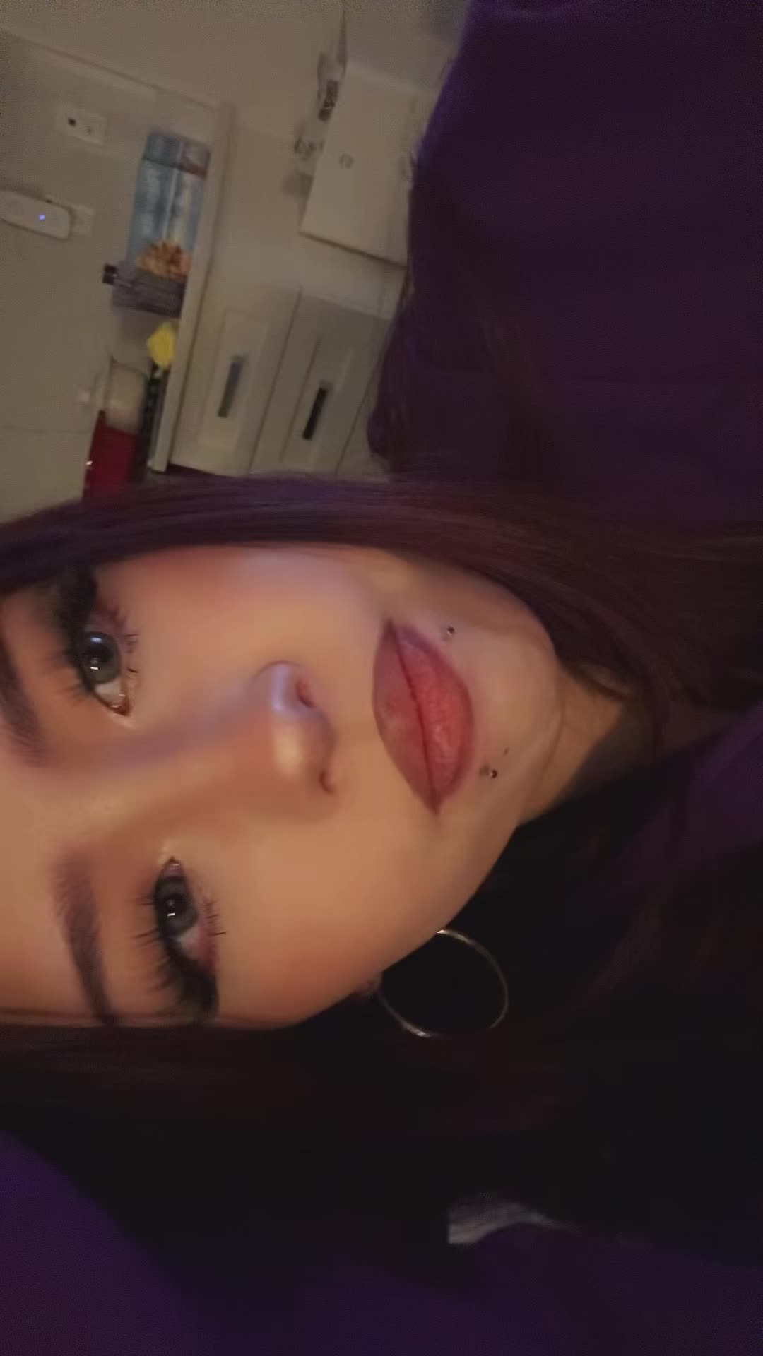 @￶
