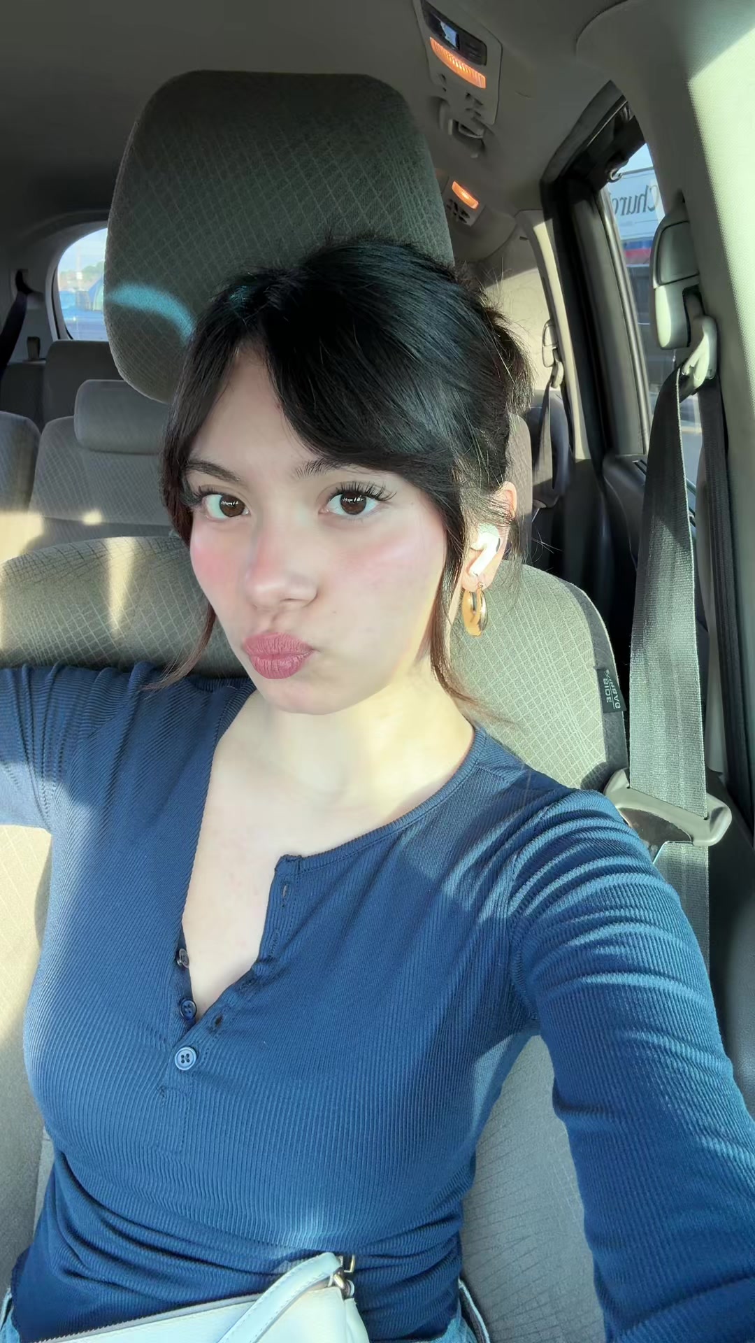 @️
