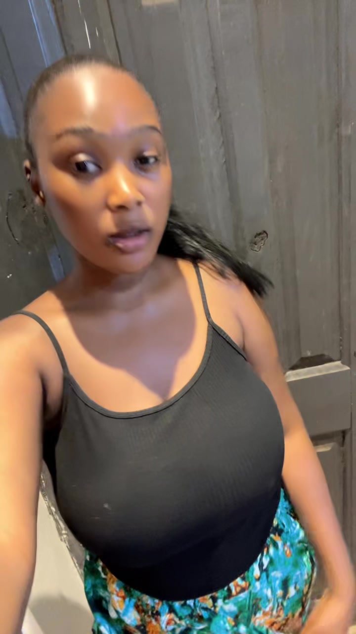 @꧁༺ 🧜♀️kina🇬🇭🍑༻꧂