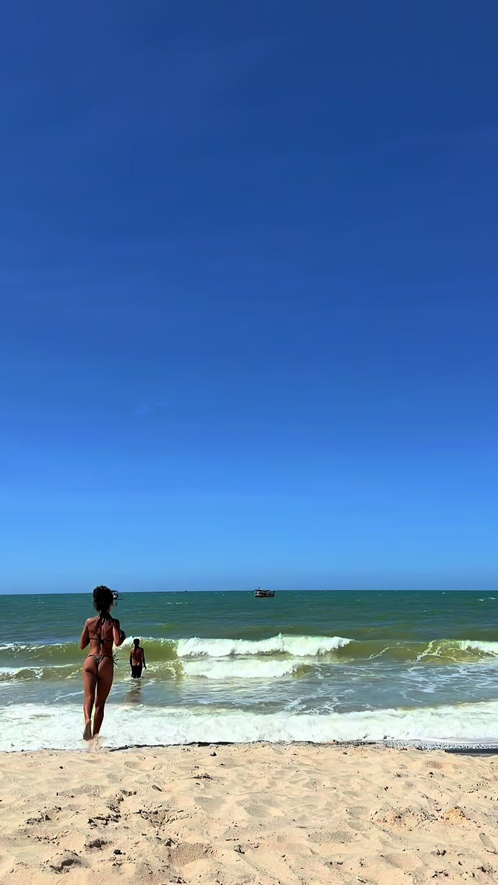 @vitoriapelomundoo
