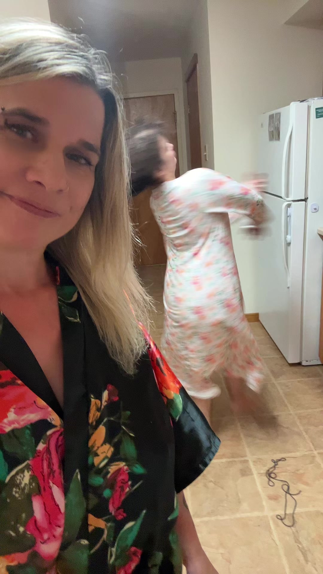 @Hotmomvibes