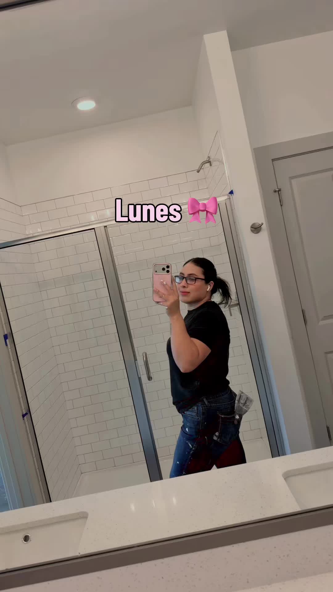 @Areli