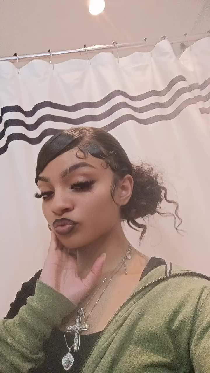 @th3yluv_yayyaa