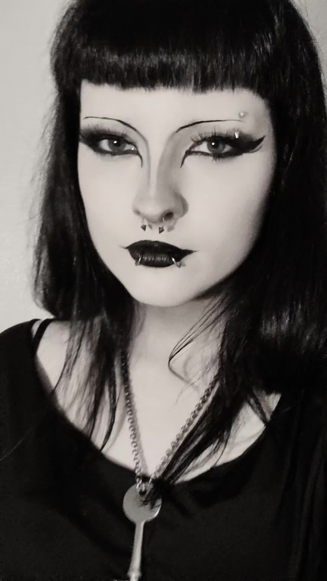 @𝕯𝖗𝖆𝖈𝖚𝖑𝖎𝖓𝖆🦇
