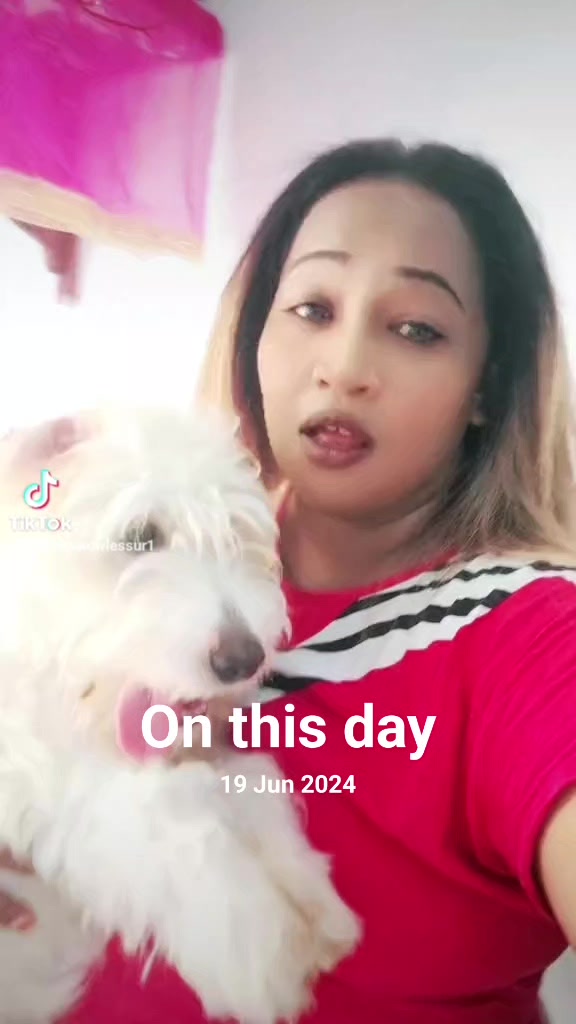 @Brinda_😗