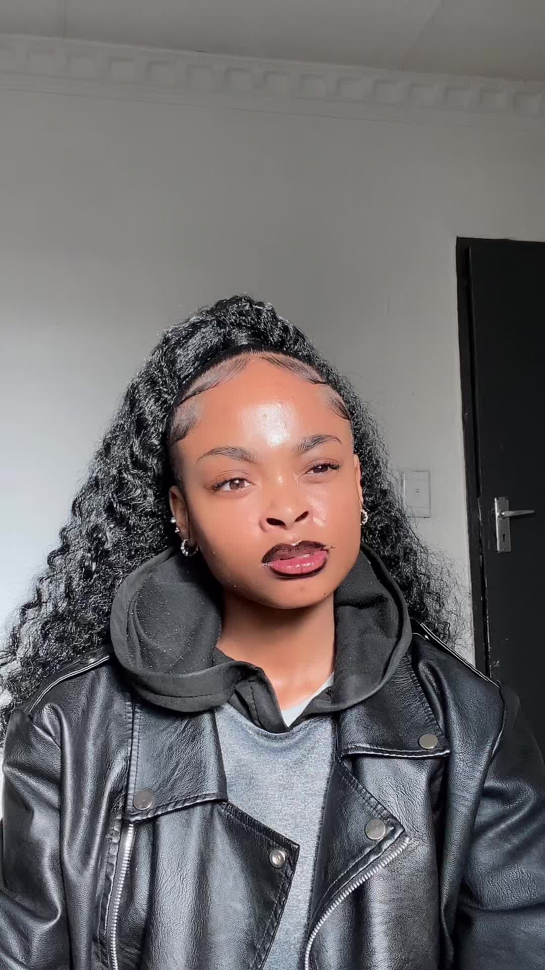 @Unathi Radebe🎭