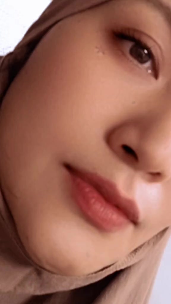 @dari kontak anda ♈April🔥