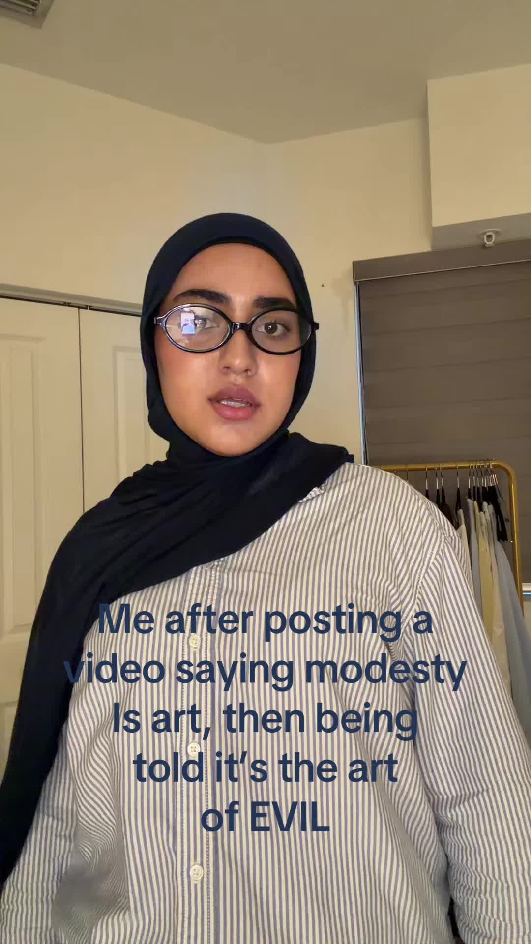 @AmiraInVogue