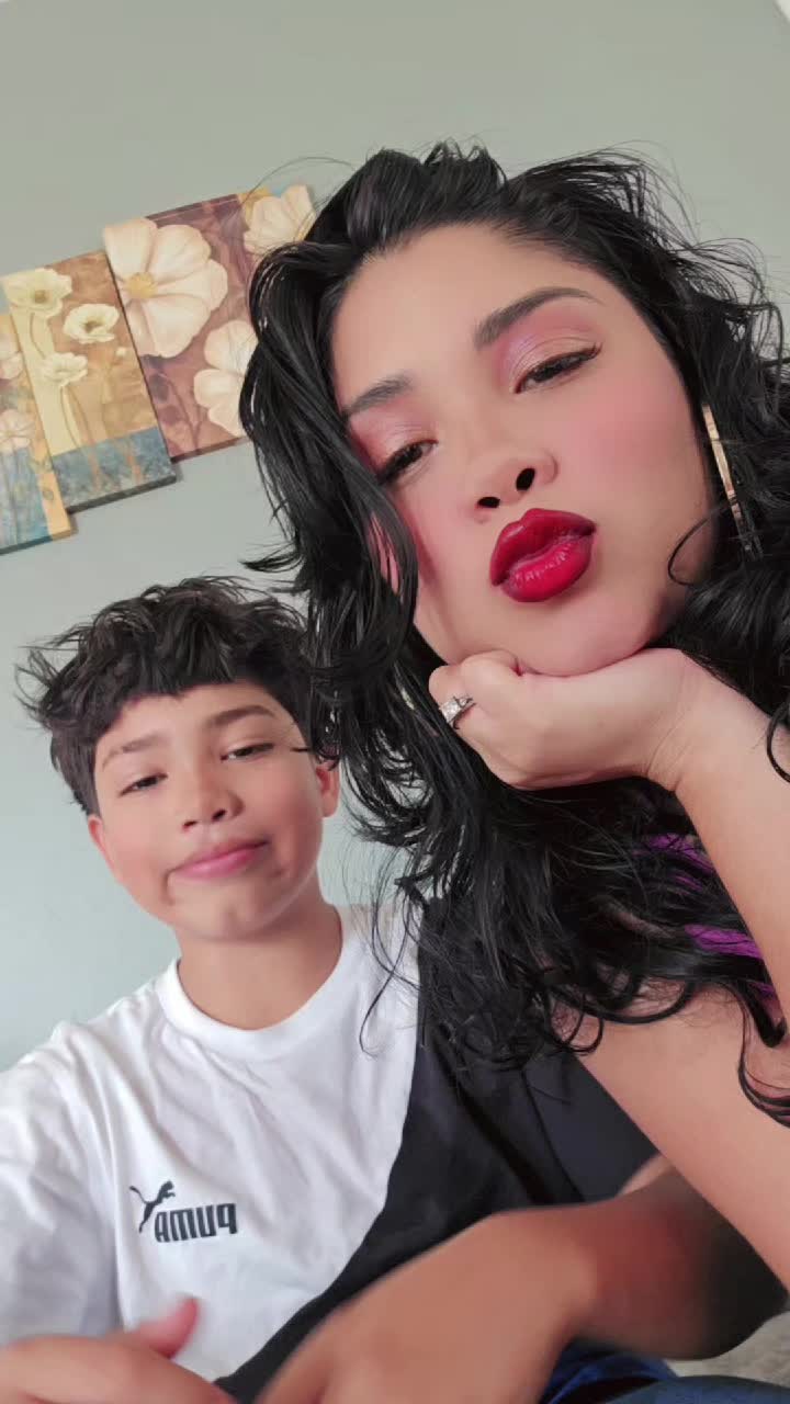 @vanessagaleano504 🍇