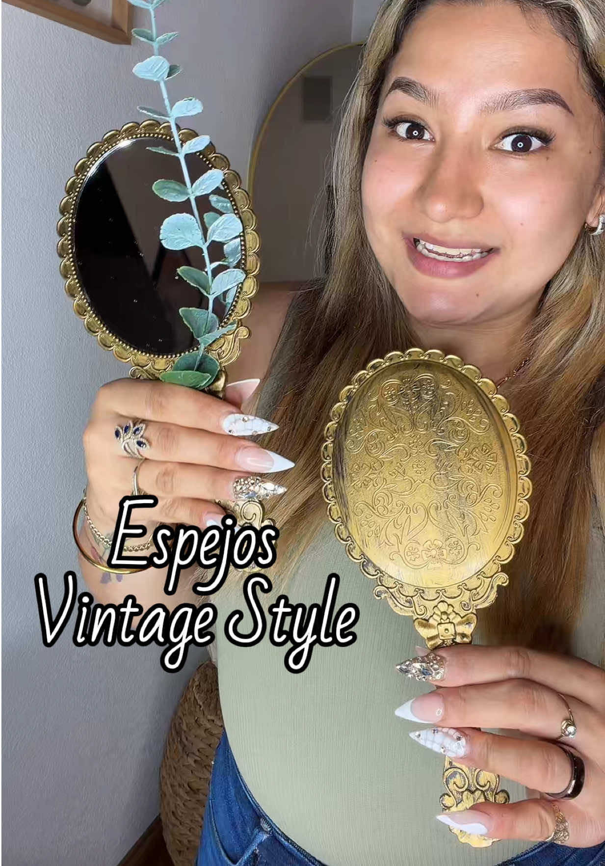 @lupithazzepeda
