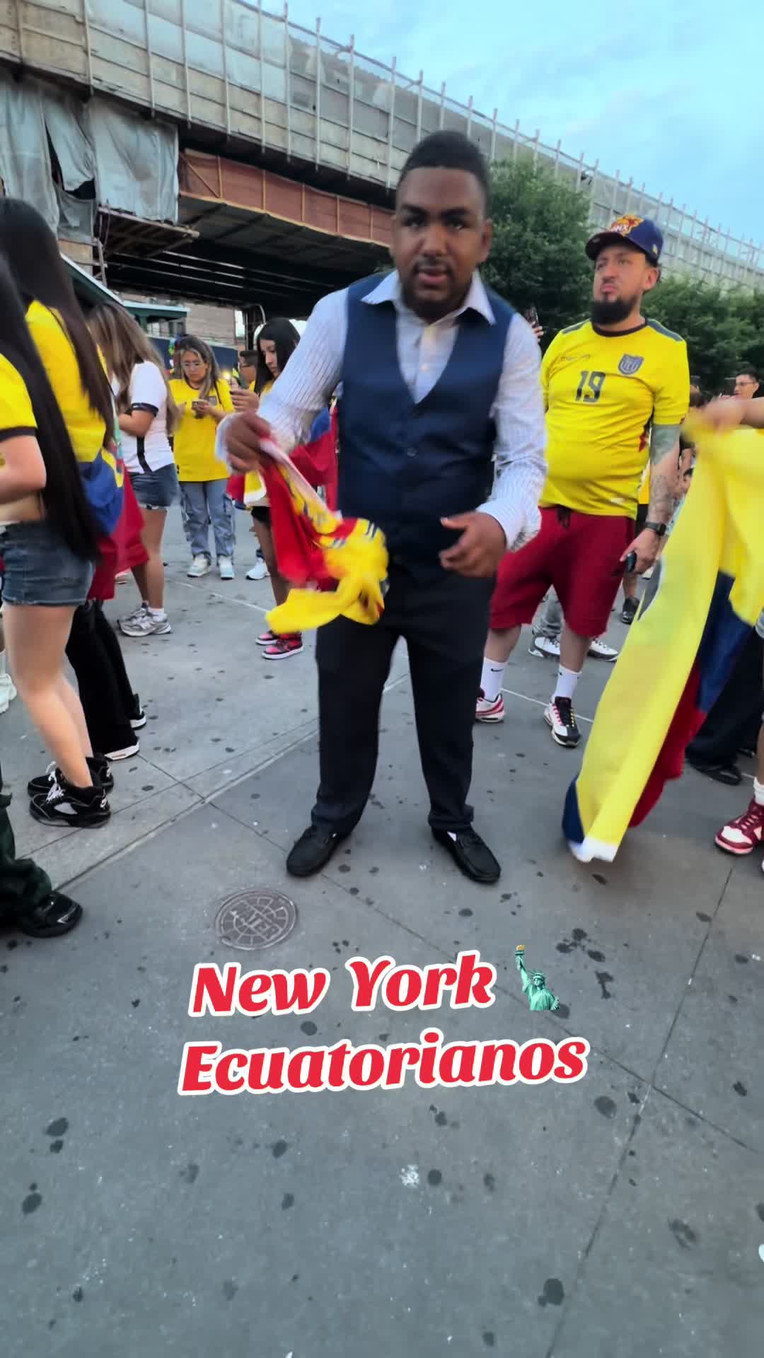 @Luisito 593✍️